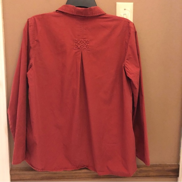 J Jill Button Front High Low hem Lace Trim Blouse Burnt Orange XS - Picture 2 of 6